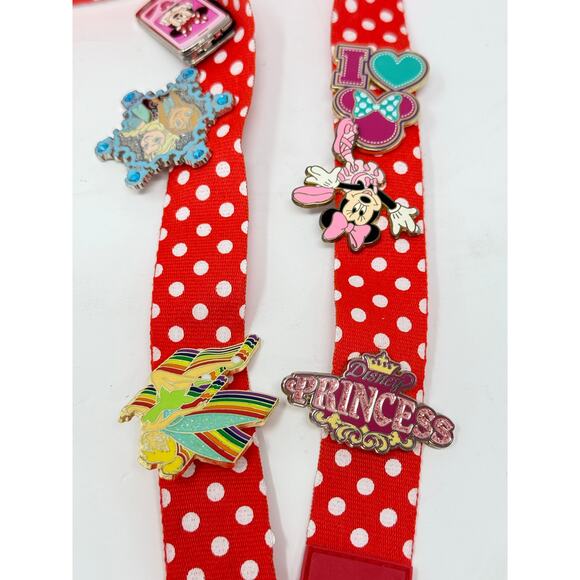 Disney WDW Minnie Mouse Lanyard with Pins Princess Elsa Tinkerbell Set of 6 Pins - Picture 3 of 6